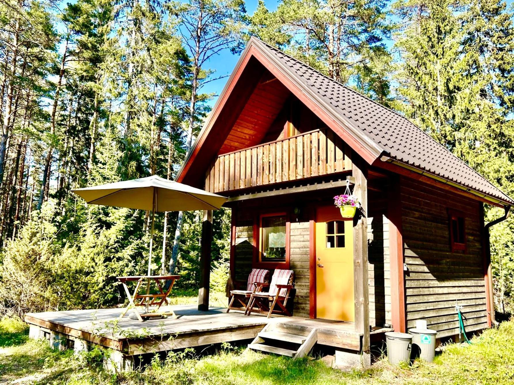 Veela Metsamaja Villa Noarootsi Luaran gambar